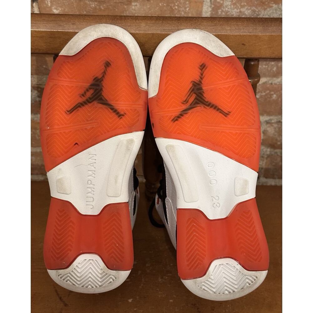 Nike Jordan Maxin 200 White/Black/Team Orange US 4Y Basketball Air EUC - Picture 7 of 7